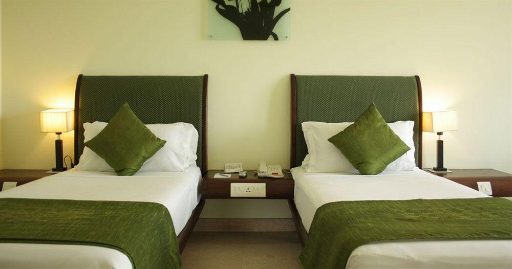 Hotel Atithi Pondicherry Ngoại thất bức ảnh