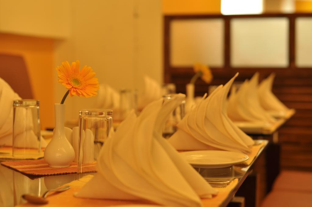 Hotel Atithi Pondicherry Ngoại thất bức ảnh
