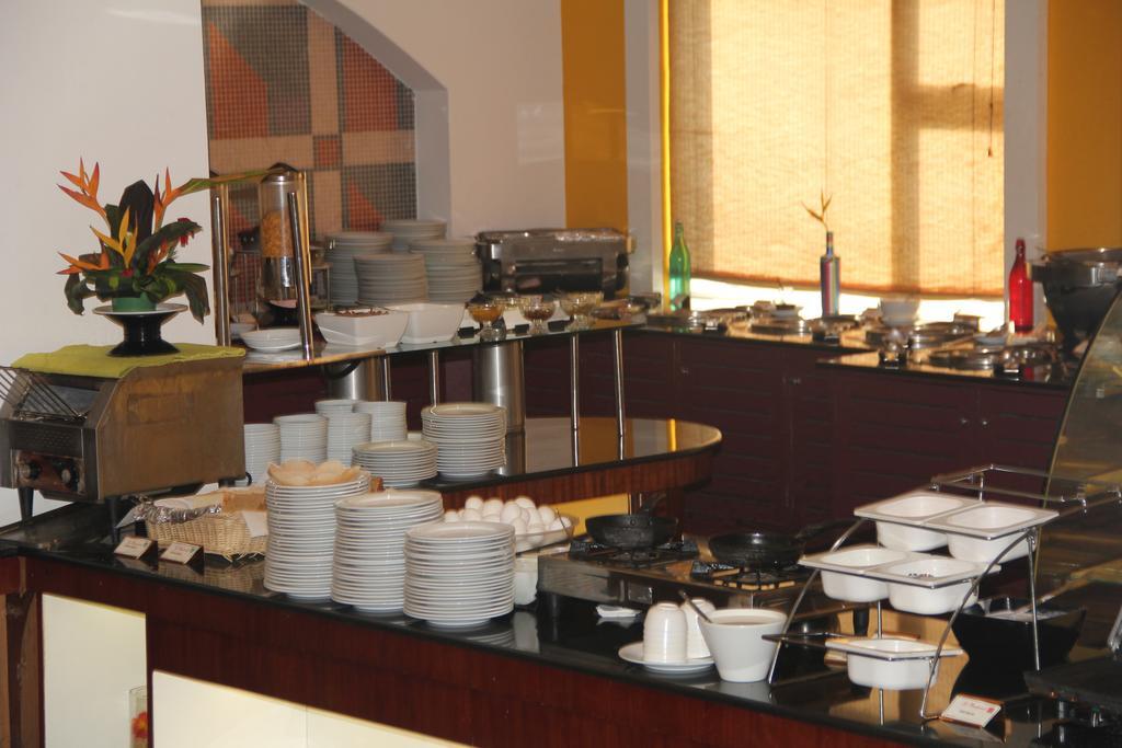 Hotel Atithi Pondicherry Ngoại thất bức ảnh