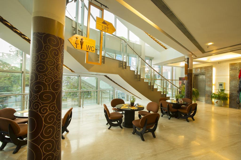 Hotel Atithi Pondicherry Ngoại thất bức ảnh