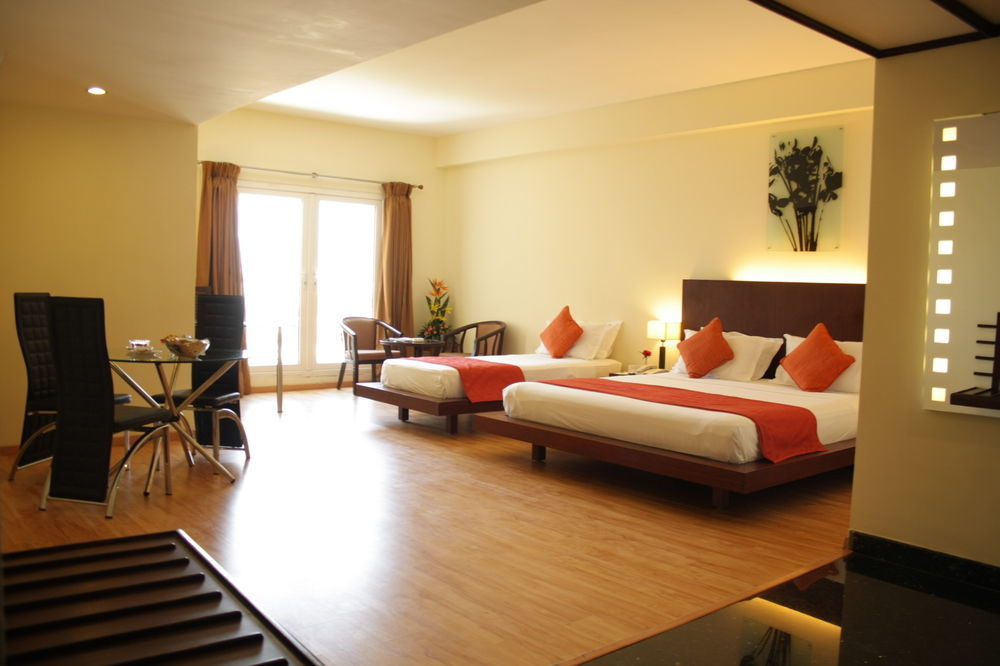 Hotel Atithi Pondicherry Ngoại thất bức ảnh